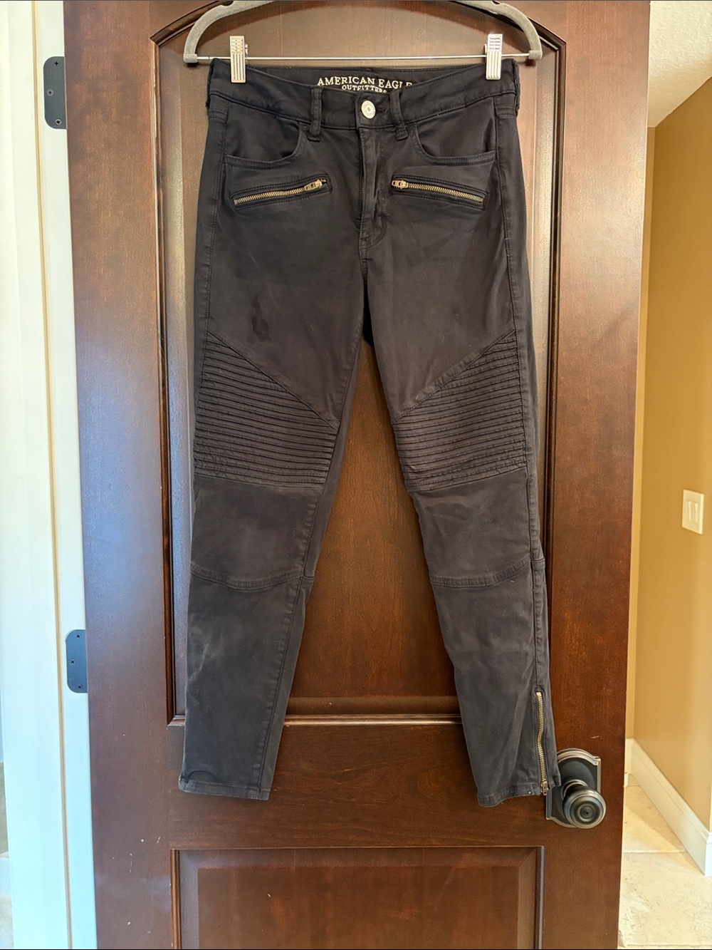 American Eagle Outfitters Black Moto High-Rise Jeggings with Zip Accents